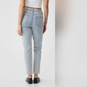 GAP Women's Straight Leg Jeans in Light Blue